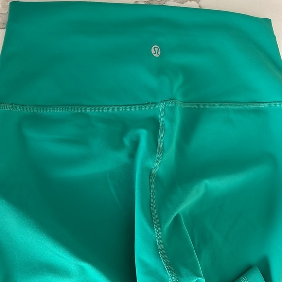Lululemon Wunder Under Leggings High Rise Tight size 8 Cropped Inseam 23” Green - Picture 7 of 10